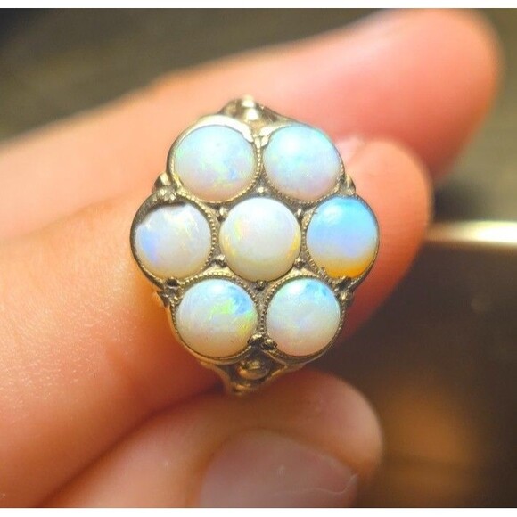 10kt Gold Opal Flower Ring - Picture 3 of 7